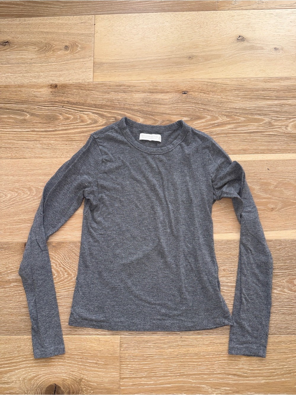 Abercrombie & Fitch Women's Long-Sleeve Crewneck Top Gray